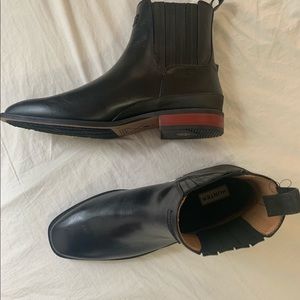 Hunter Leather Chelsea Boots